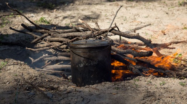 fire-at-menindee-mission